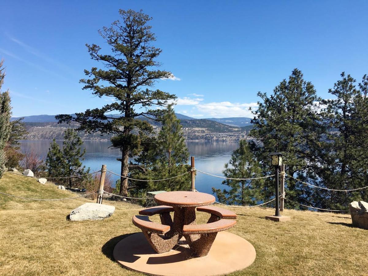 Cozystay Signature Lake Okanagan Resort Kelowna Kültér fotó