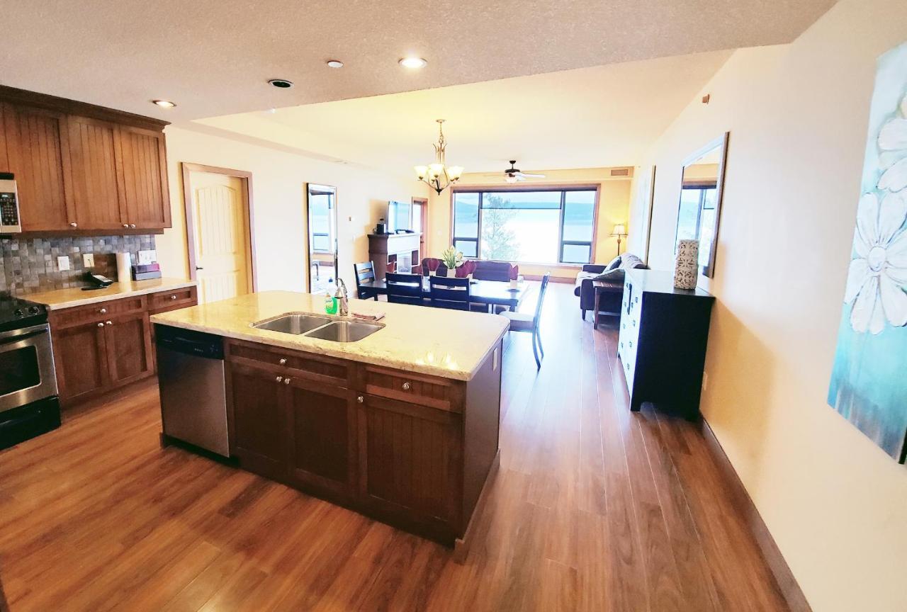 Cozystay Signature Lake Okanagan Resort Kelowna Kültér fotó