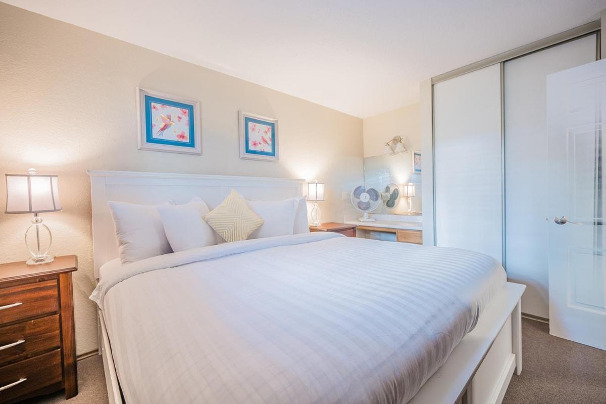 Cozystay Signature Lake Okanagan Resort Kelowna Kültér fotó