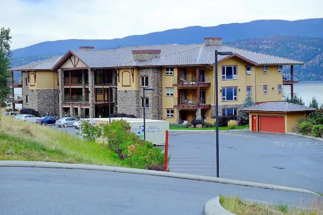 Cozystay Signature Lake Okanagan Resort Kelowna Kültér fotó