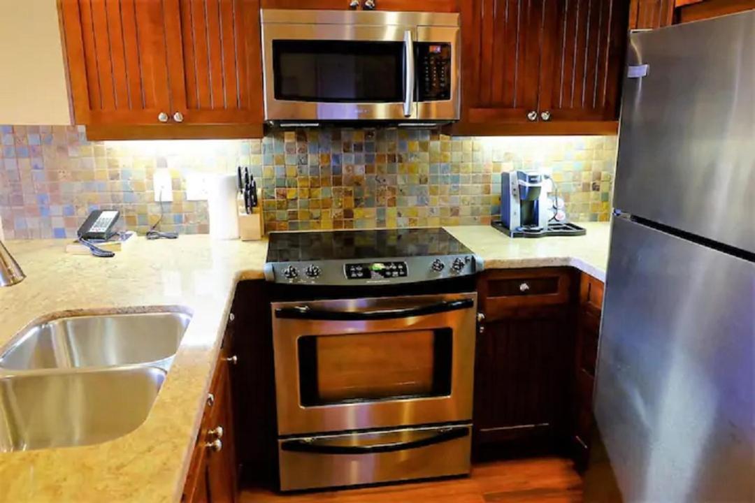 Cozystay Signature Lake Okanagan Resort Kelowna Kültér fotó