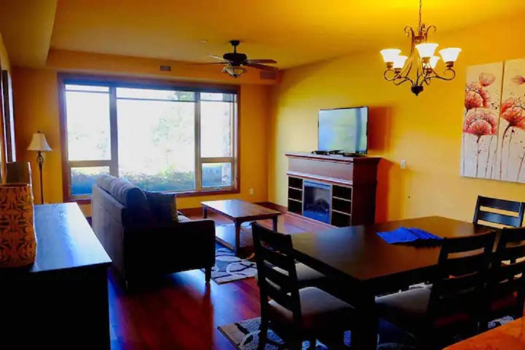 Cozystay Signature Lake Okanagan Resort Kelowna Kültér fotó